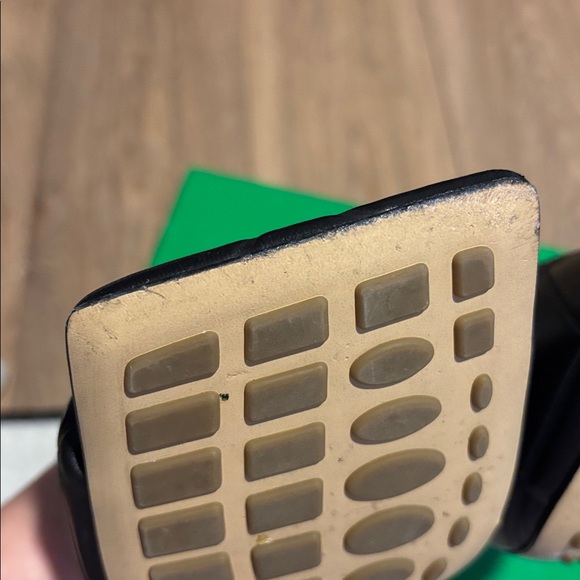 Bottega Veneta Black ‘The Rubber Lido’ Heeled Sandals - Picture 9 of 10